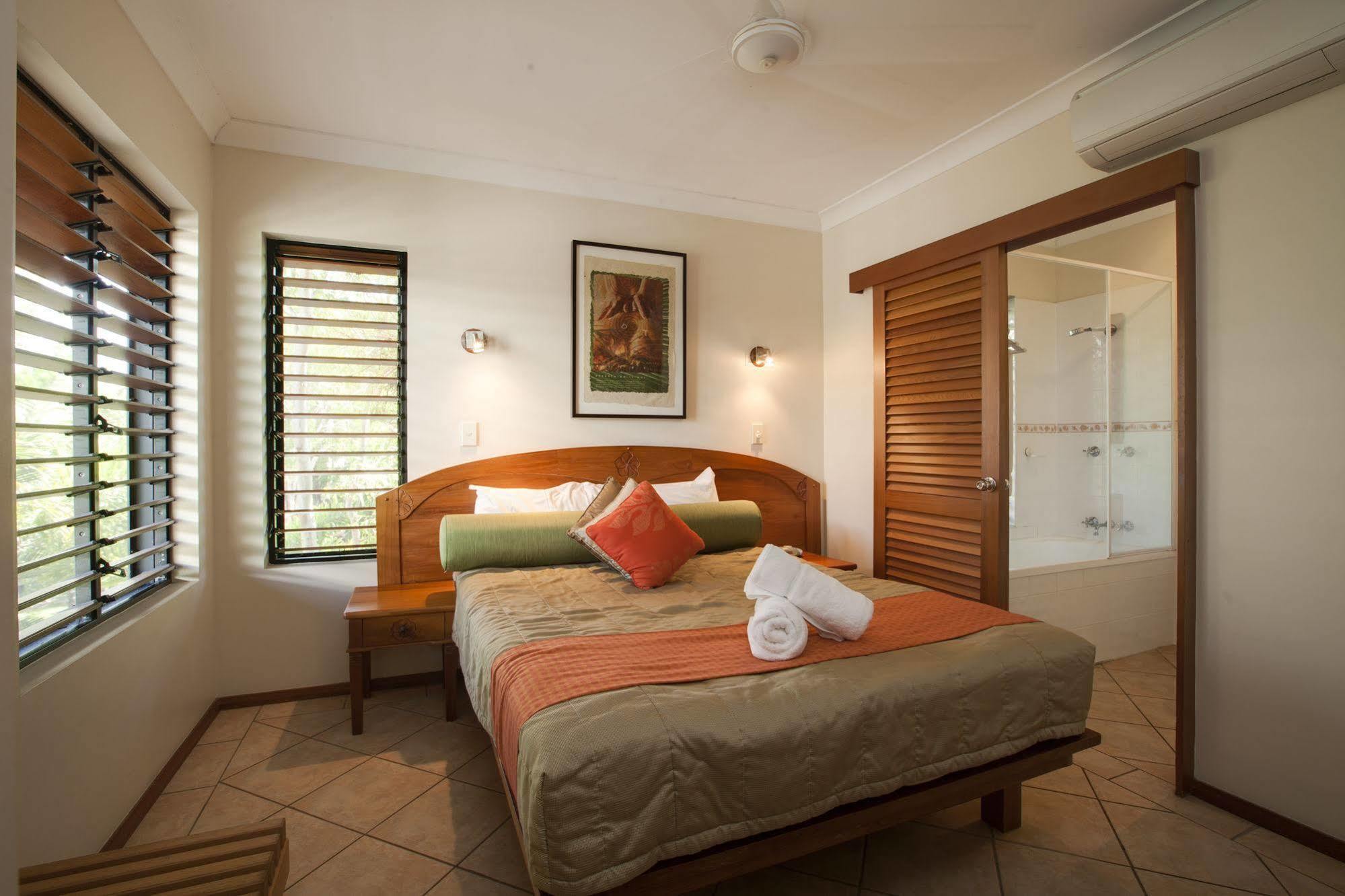 Seascape Holidays - Hibiscus Port Douglas Extérieur photo